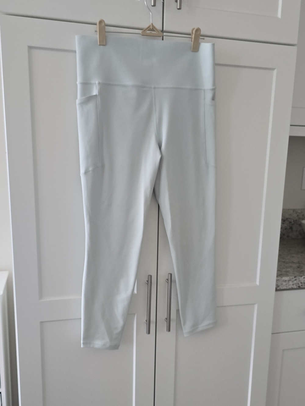 Athleta Light Mint Green Leggings Size Large